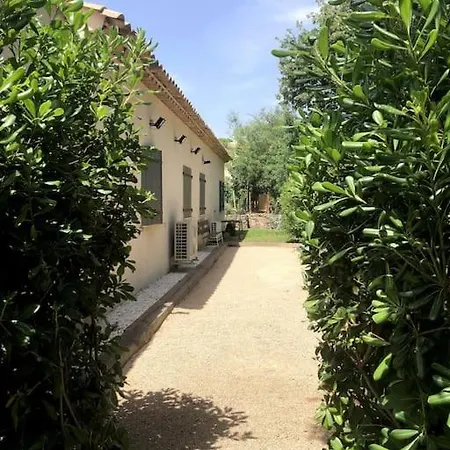 En Famille Golfe De St Tropez Villa Grimaud